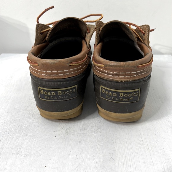 L.L Bean Short Duck Boots - Picture 4 of 10